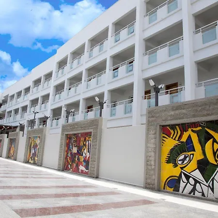 Sunhill Centro فندق