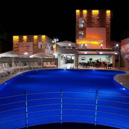 Sunhill Centro غومْبيت