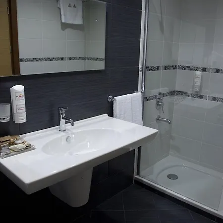 Sunhill Centro 4*